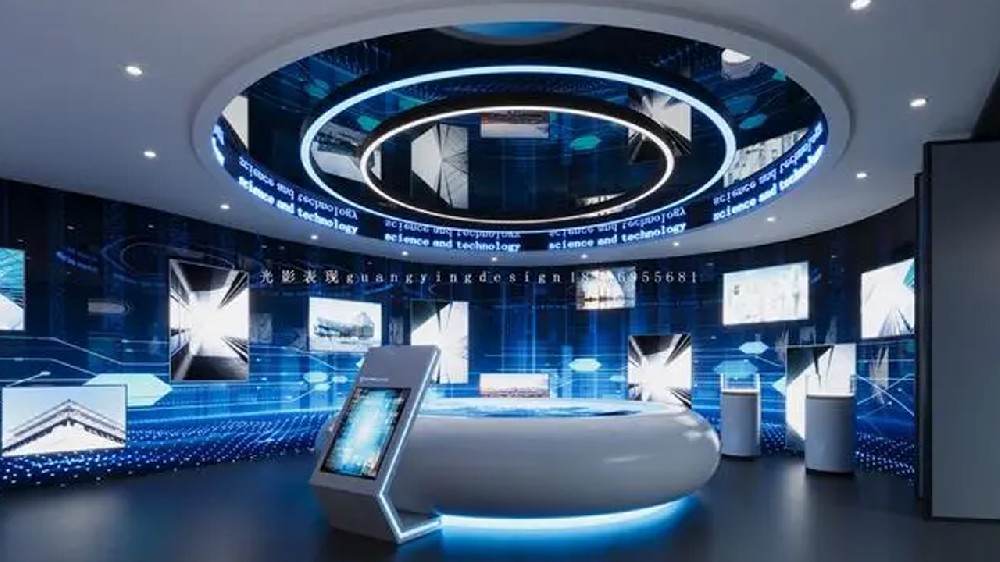 追求科技感，北京科技館透明拼接屏